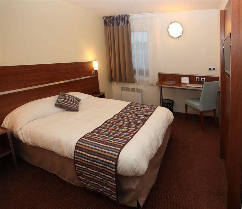 Comfort Hotel Linas - Montlhery Habitación foto